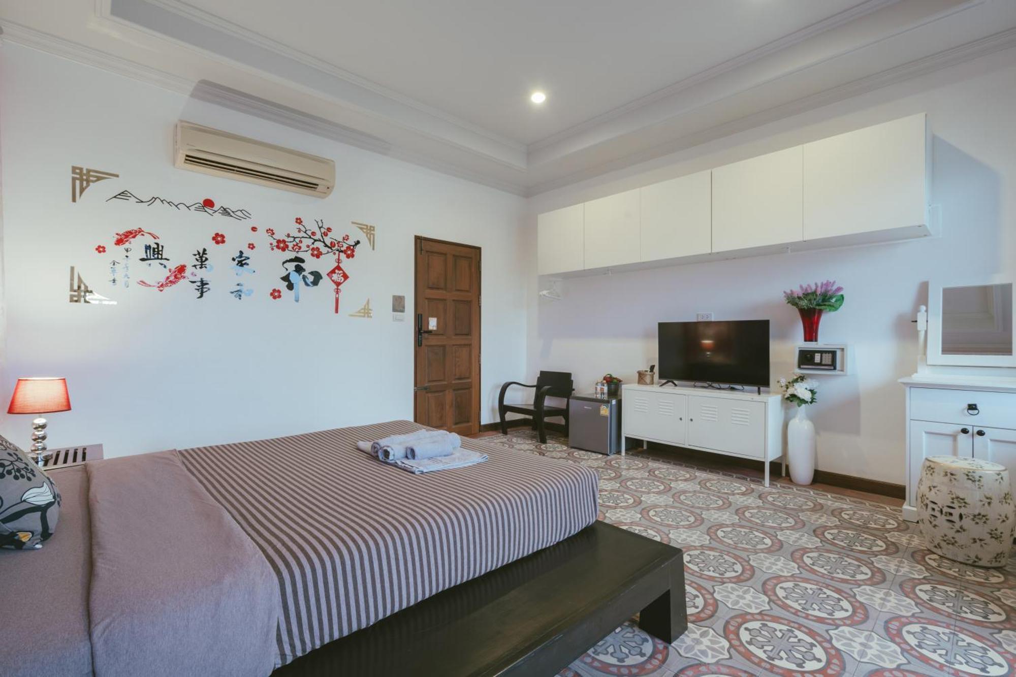 Botan Boutique Hotel Patong Exterior foto